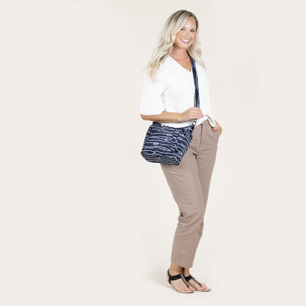 Lug shuffle tote sale