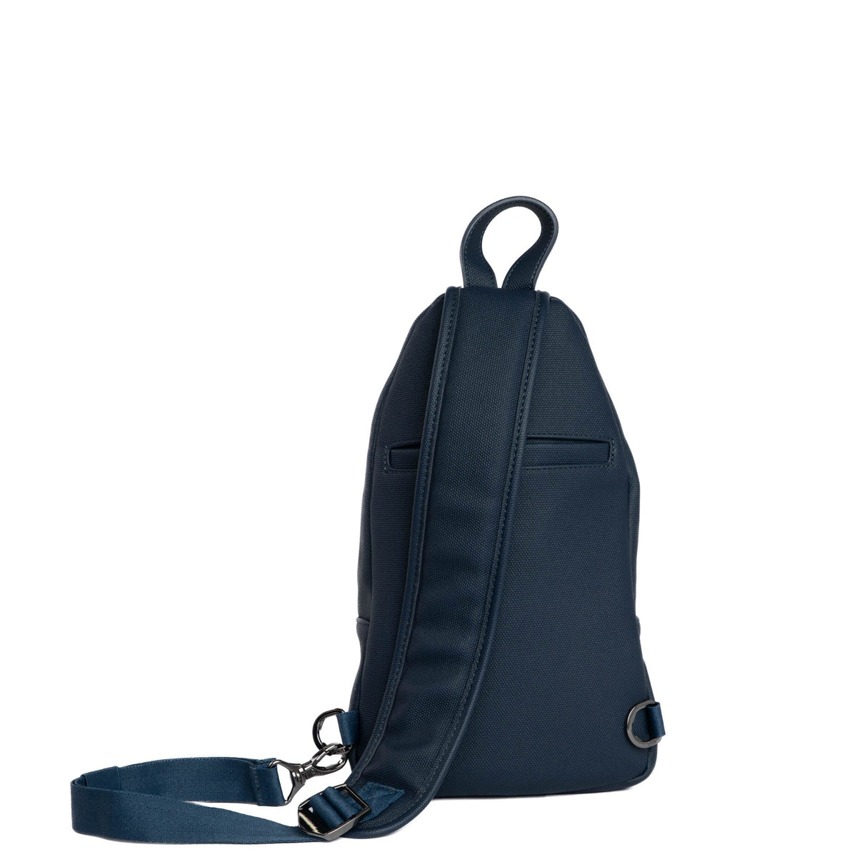 Scurry Matte Luxe VL Sling bag