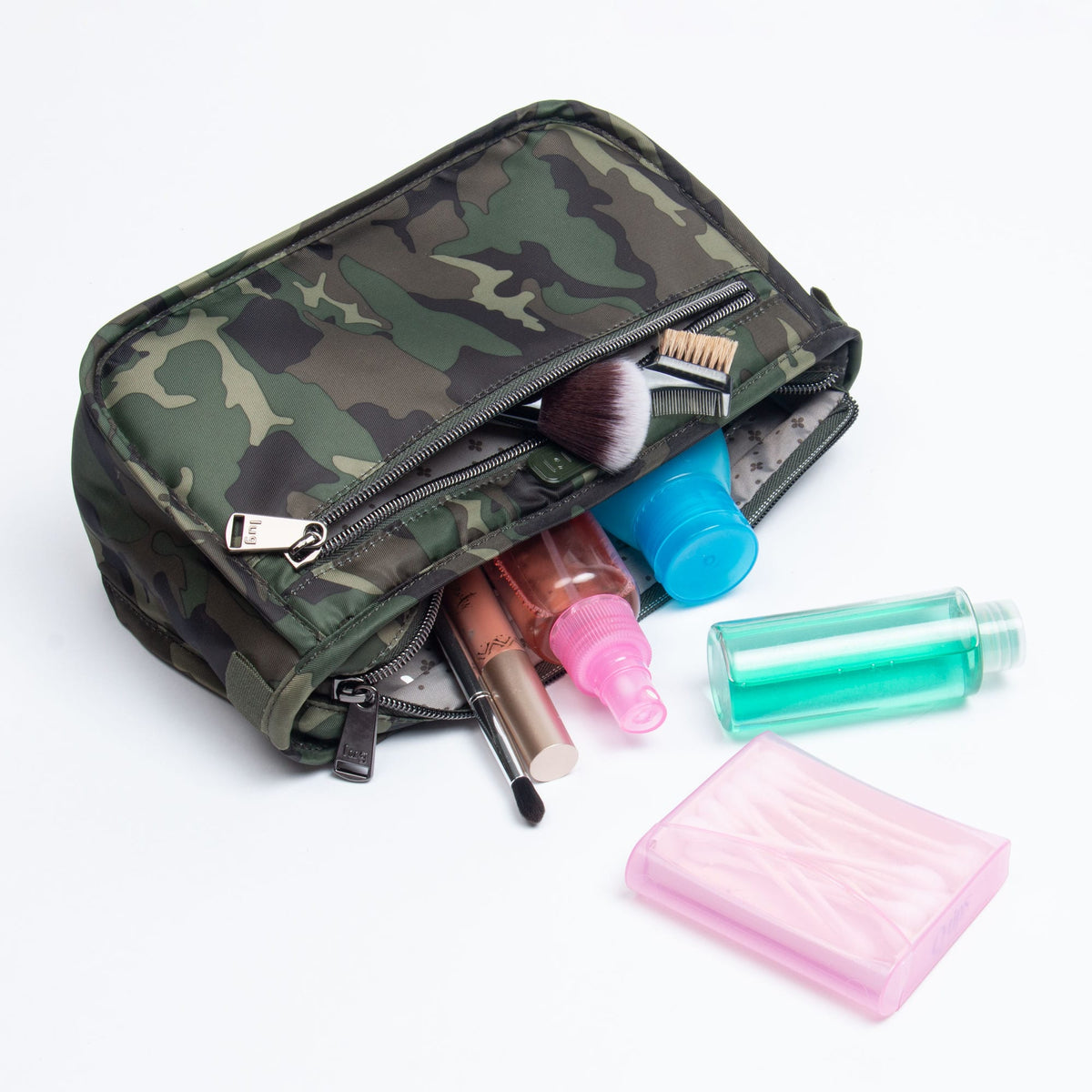 Pug Print Makeup Pouch  Leather makeup bag, Zip cosmetic bag